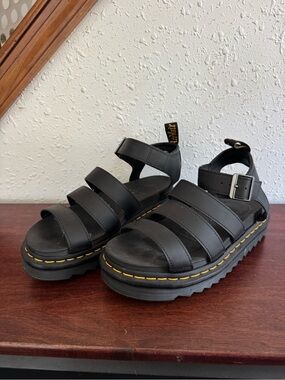 Dr. Martens Black Leather Triple-Strap Blaire Sandals size US 8  EU 39